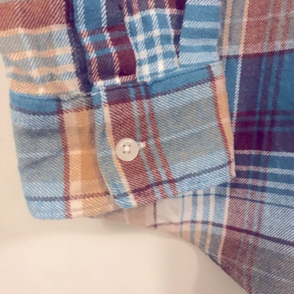 Old Navy Women's Plaid Boyfriend Shirt in Blue and Tan flannel L - Picture 7 of 9
